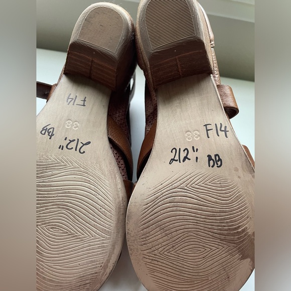 Miz Mooz ladies shoes - Picture 5 of 8